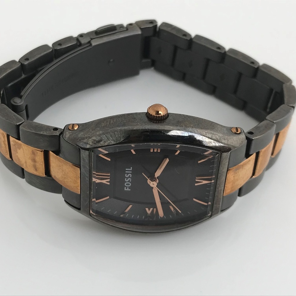 Fossil Women Watch Black and Gold Tone Analog - Picture 6 of 8